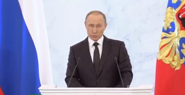 Первая часть его речи посвящена борьбе с международным терроризмом